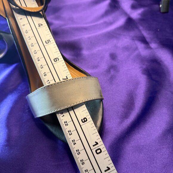 NWOT 📌Patrizia by Spring Step Ankle Strap Heels Buckle Sandal Funky Graphic - Picture 9 of 12